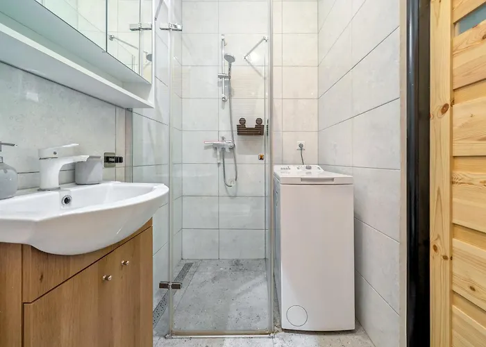 Apartment Pomorska Cosy With Mezzanine By Bookinghost *